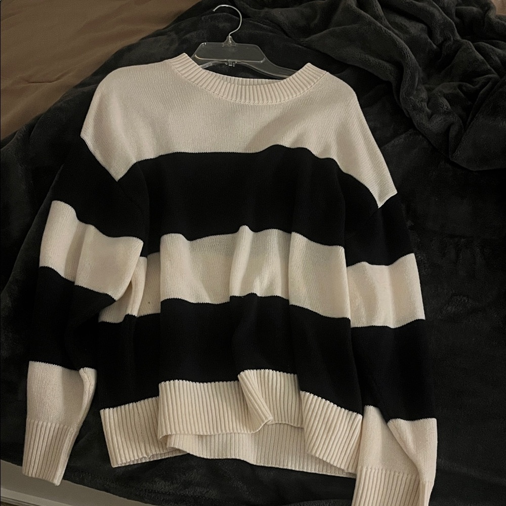 Striped Black and White Women's Sweater